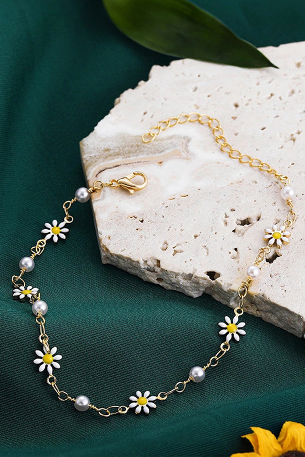 Gold Daisy & Pearl Chain Anklet