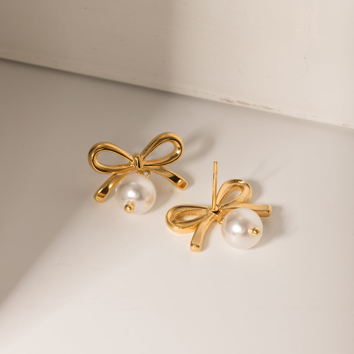 Gold-plated Stainless Steel Bow Pearl Earrings