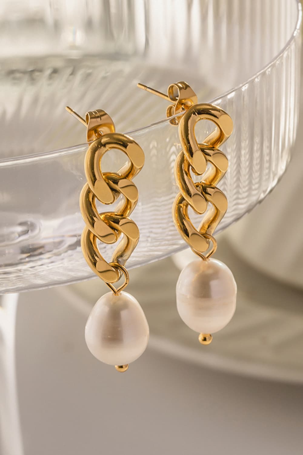 Stainless Steel Pearl Earrings 18K gold-plated