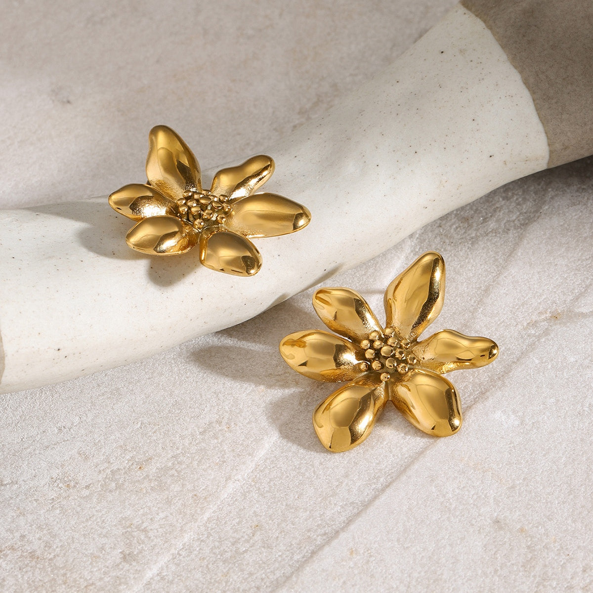 Stainless gold-plated Steel Flower Earrings