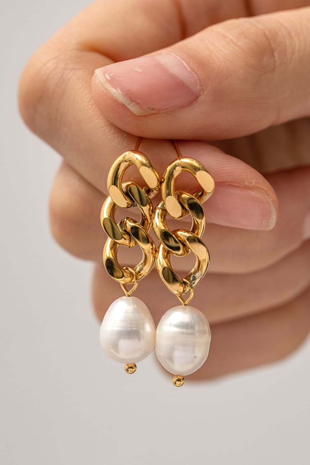 Stainless Steel Pearl Earrings 18K gold-plated